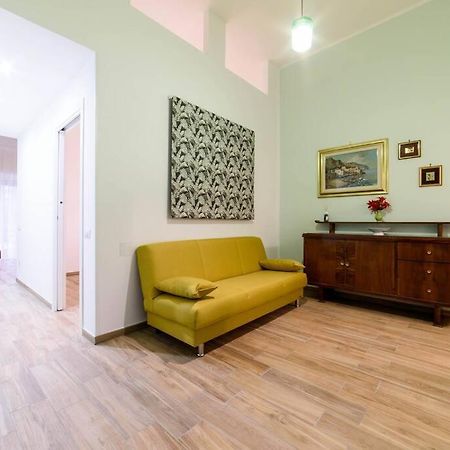 Stazione Treni - Wi-Fi & Netflix Cozy Space Apartamento Salerno Exterior foto