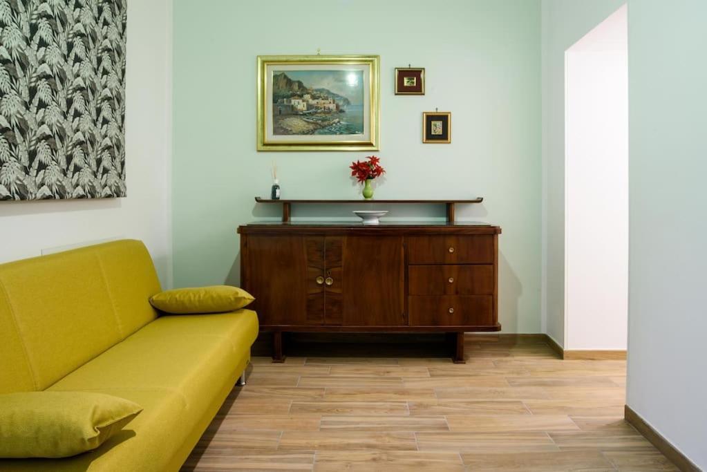 Stazione Treni - Wi-Fi & Netflix Cozy Space Apartamento Salerno Exterior foto