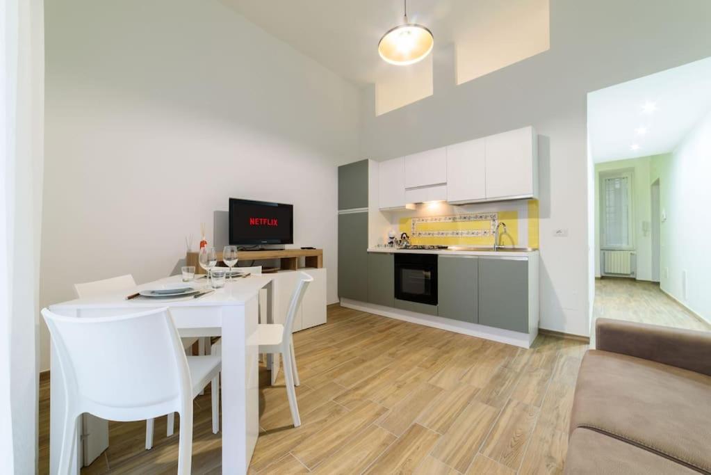 Stazione Treni - Wi-Fi & Netflix Cozy Space Apartamento Salerno Exterior foto