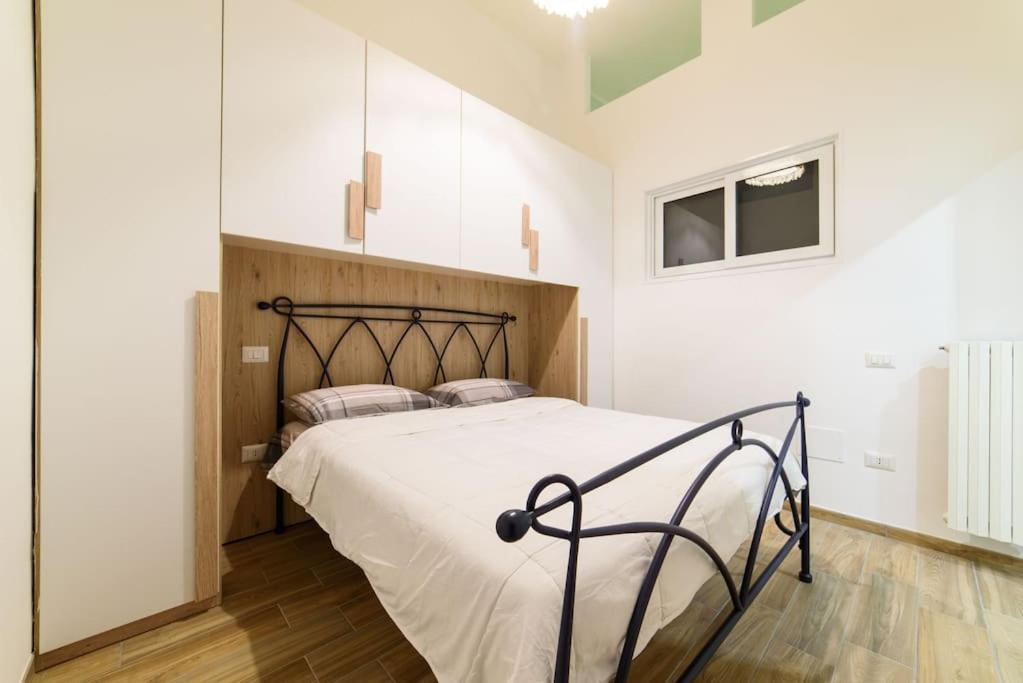 Stazione Treni - Wi-Fi & Netflix Cozy Space Apartamento Salerno Exterior foto